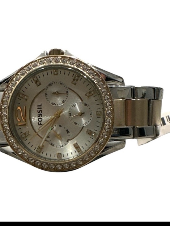Fossil Riley Women’s Two-Tone Stainless Quartz Chronograph 38mm w/ ES3204